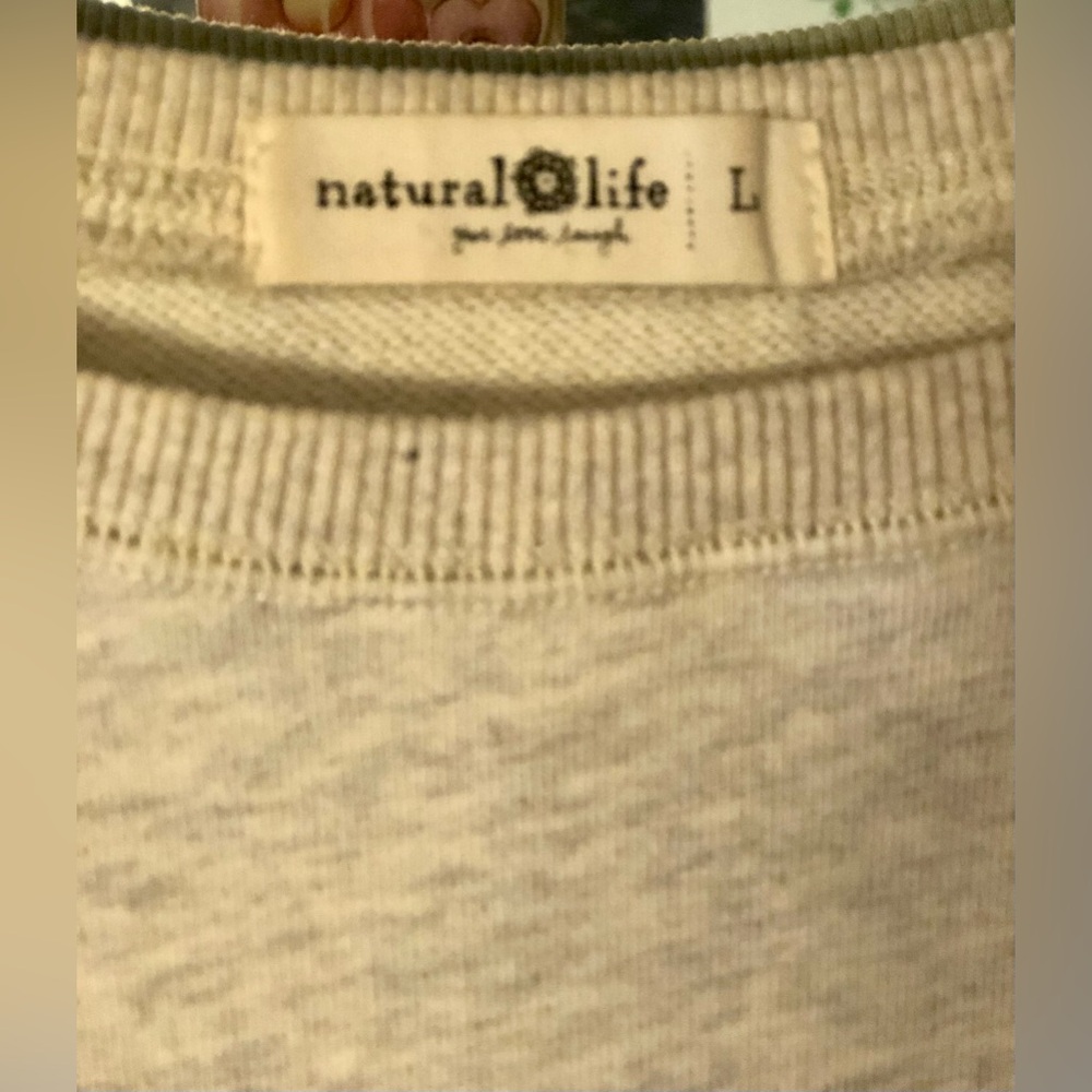 ⭐️NATURAL LIFE SWEATSHIRT - Picture 4 of 5
